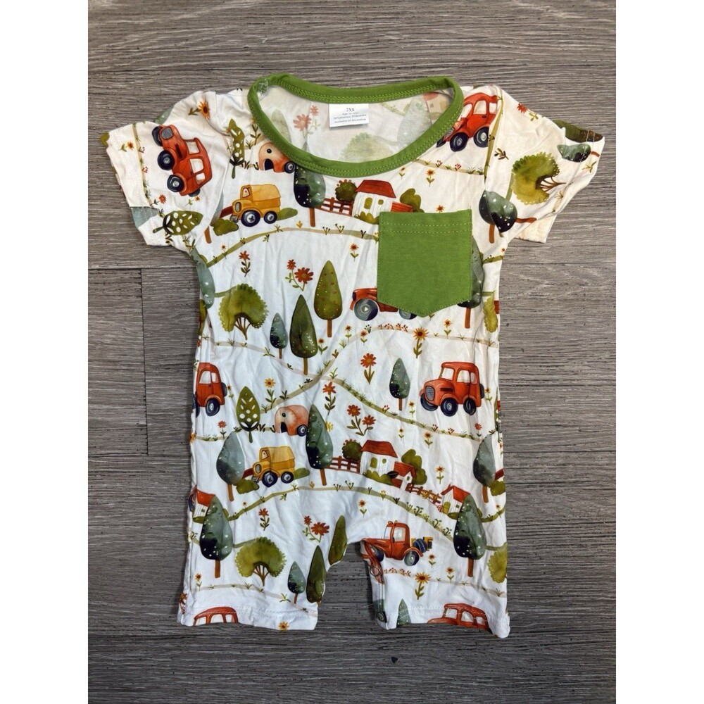 Short-sleeve Bamboo Baby Romper Featuring A Playful Farm Design 6/12 Months